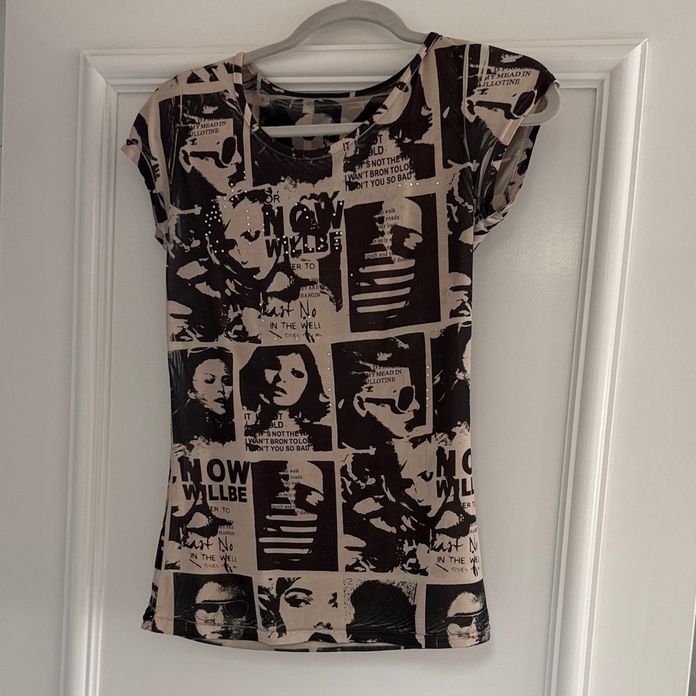 Graphic Beige and Black Photo-Print Tee